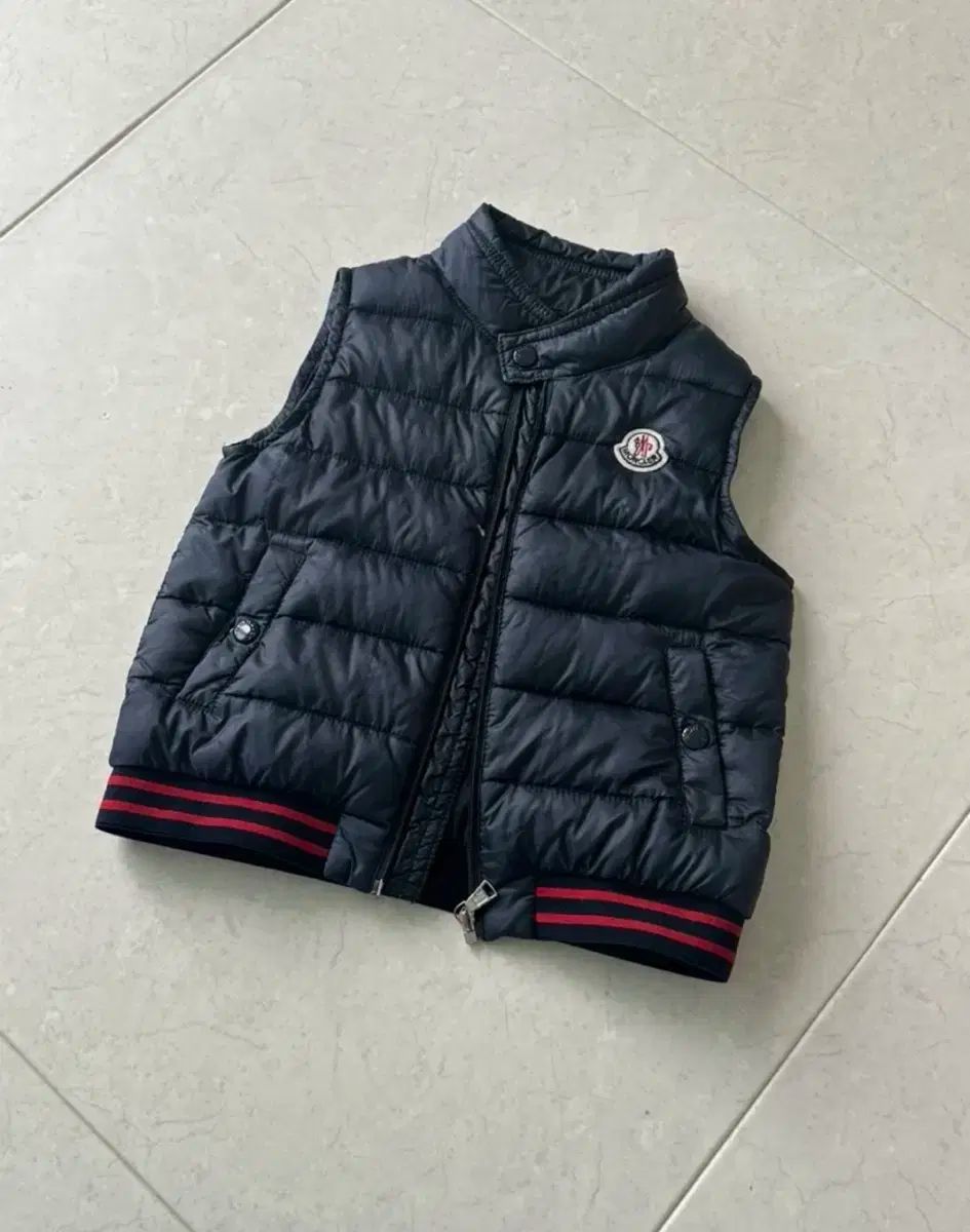 モンクレール キッズ ネイビー ダウン ベスト 12 M