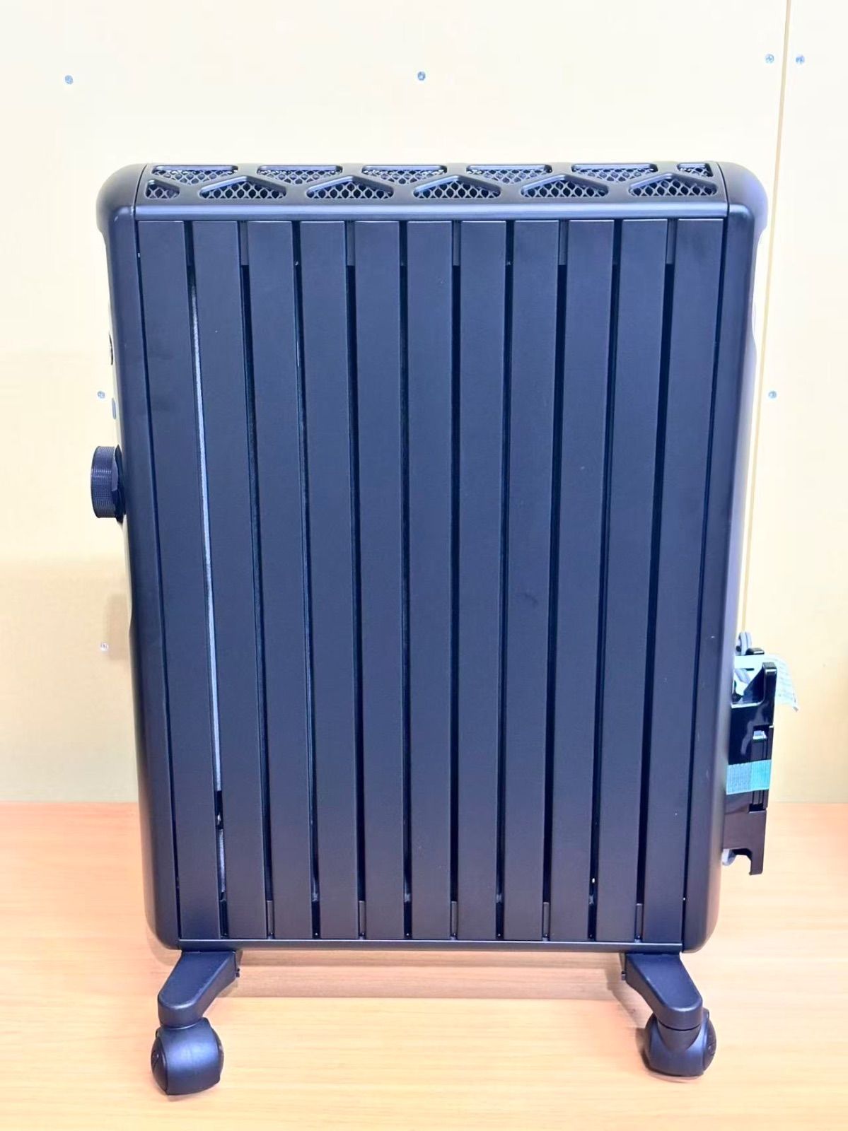 デロンギ マルチダイナミックヒーター MDHS 15 PB マットブラック