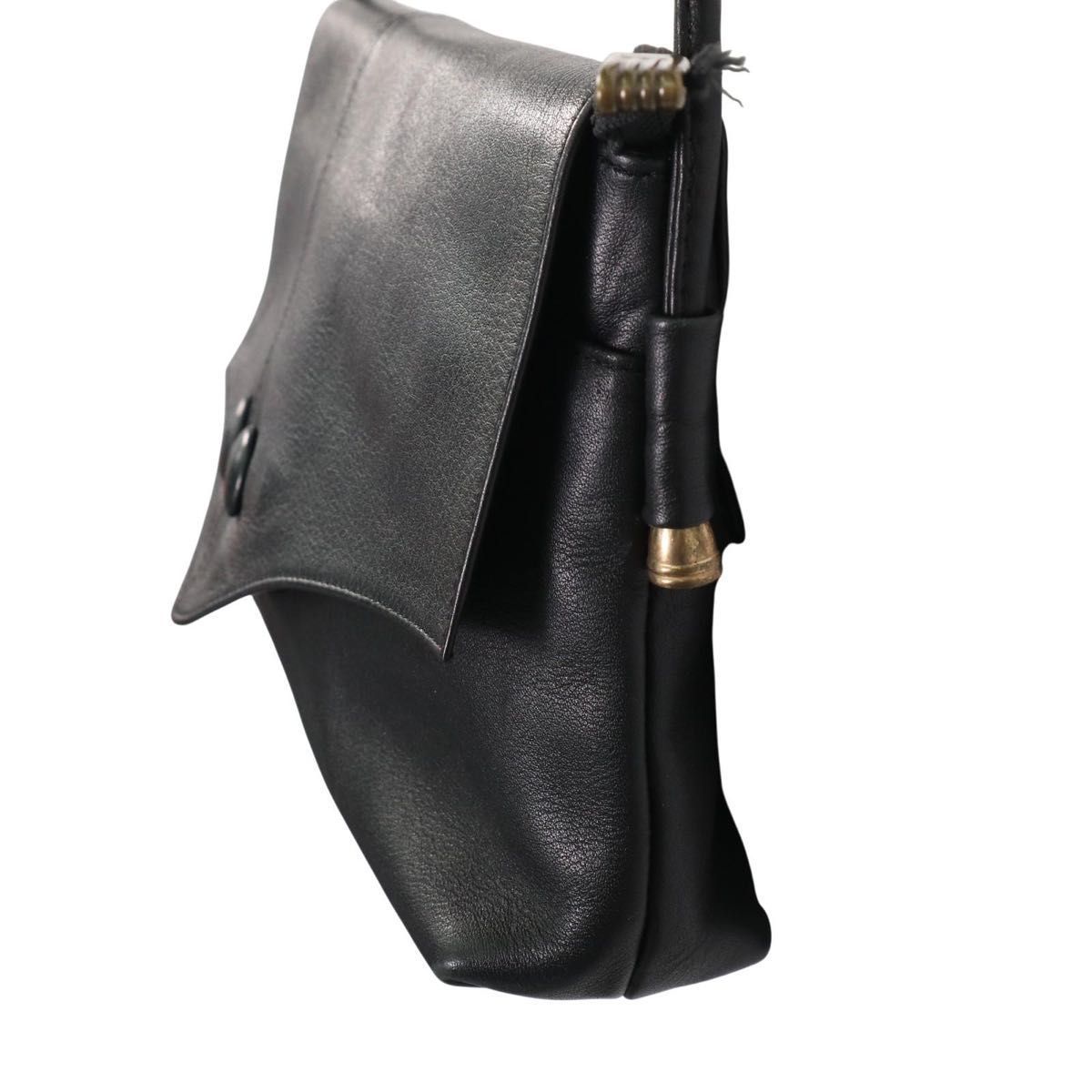 フェンディ FENDI フェンディ レザー ショルダーバッグ ブラック FENDI