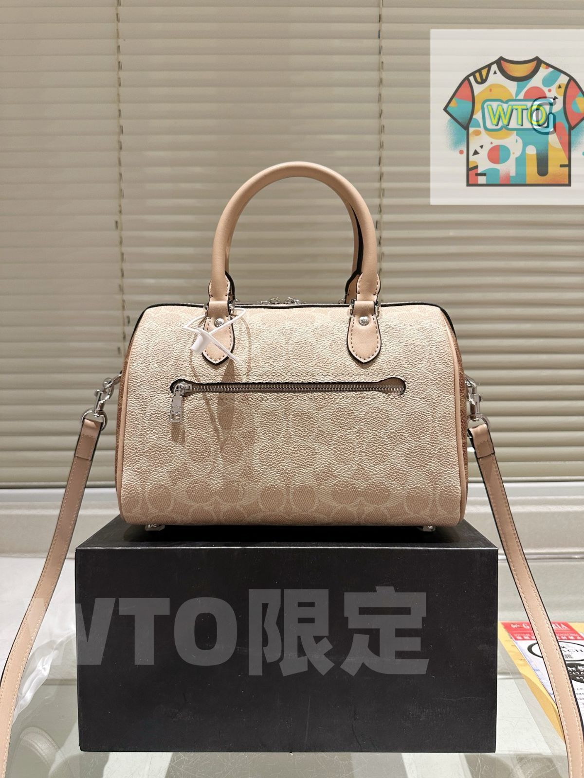 今日 Coach コーチ ボストンピローバッグシリーズ クラシックでスタイリッシュ 汎用性高い