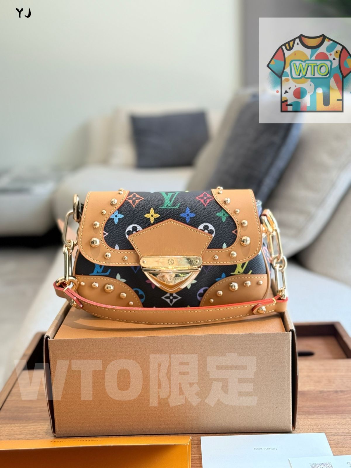 今日 Louis Vuitton ルイヴィトン ムラカミ アンダーアームバッグ シリーズ 価値が特徴