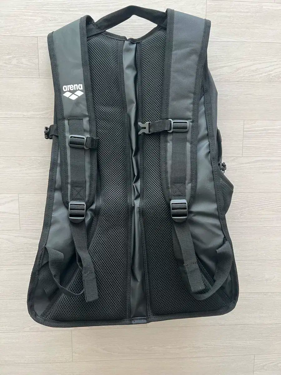  Arena アリーナ バックパック バッグ スイミングバッグ 40 L その他 水着 ラッシュガード