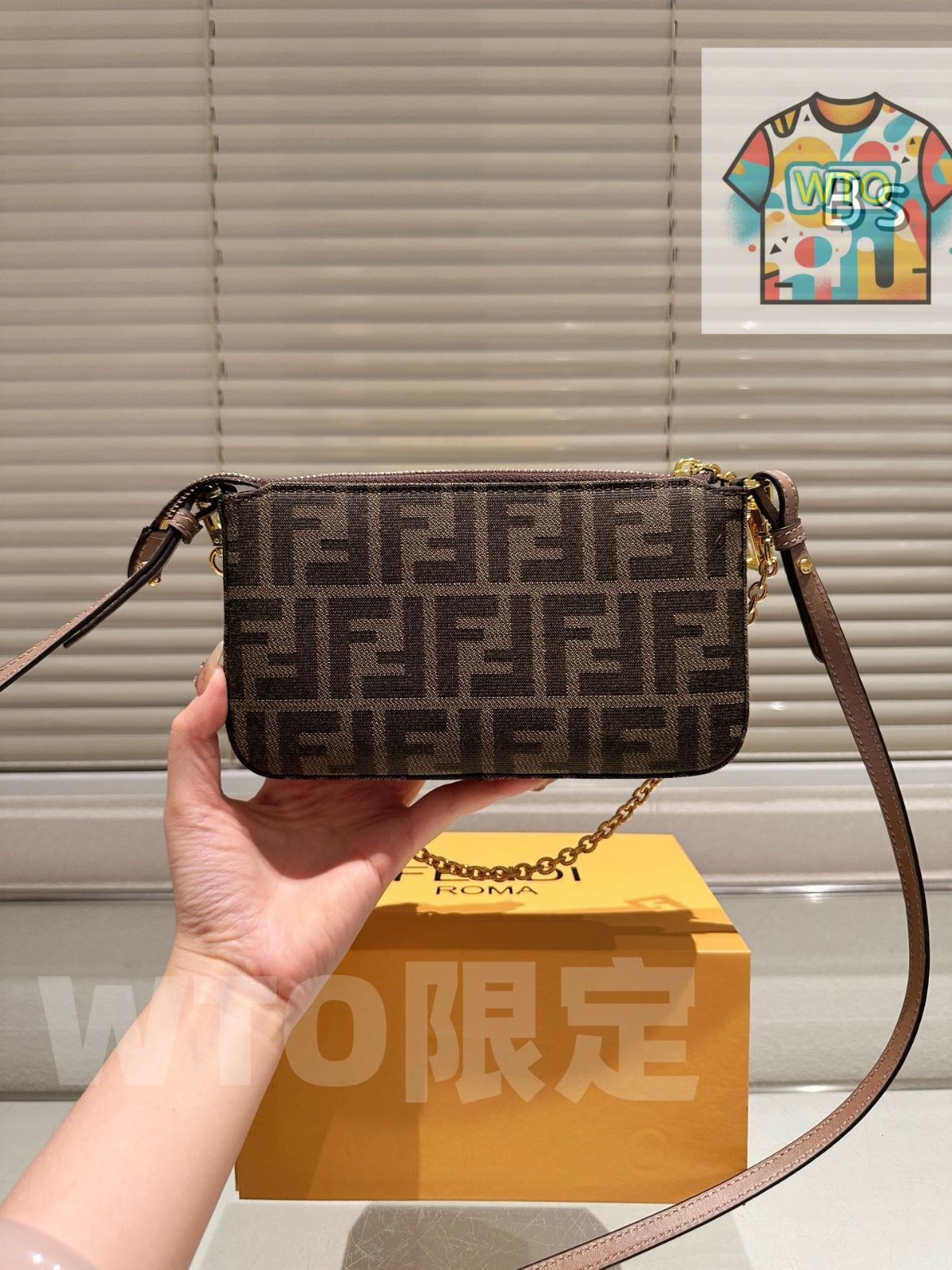 今日 Fendi フェンディ マージャンバッグ シリーズ チェーンとベルトを自在に切り替え な特徴