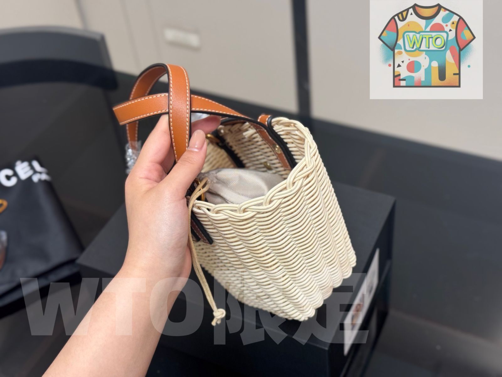 新製品 今日 Celine セリーヌ ティーンクーフィンバスケットバッグ新シリーズ 柳条×天然レザー 搭載