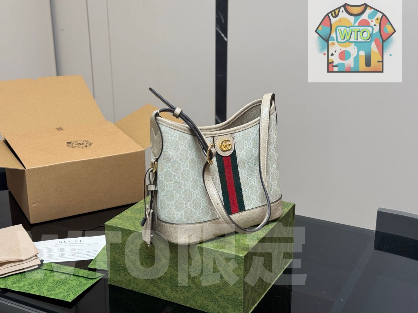 な肩帯付き大容量ホボデザイン