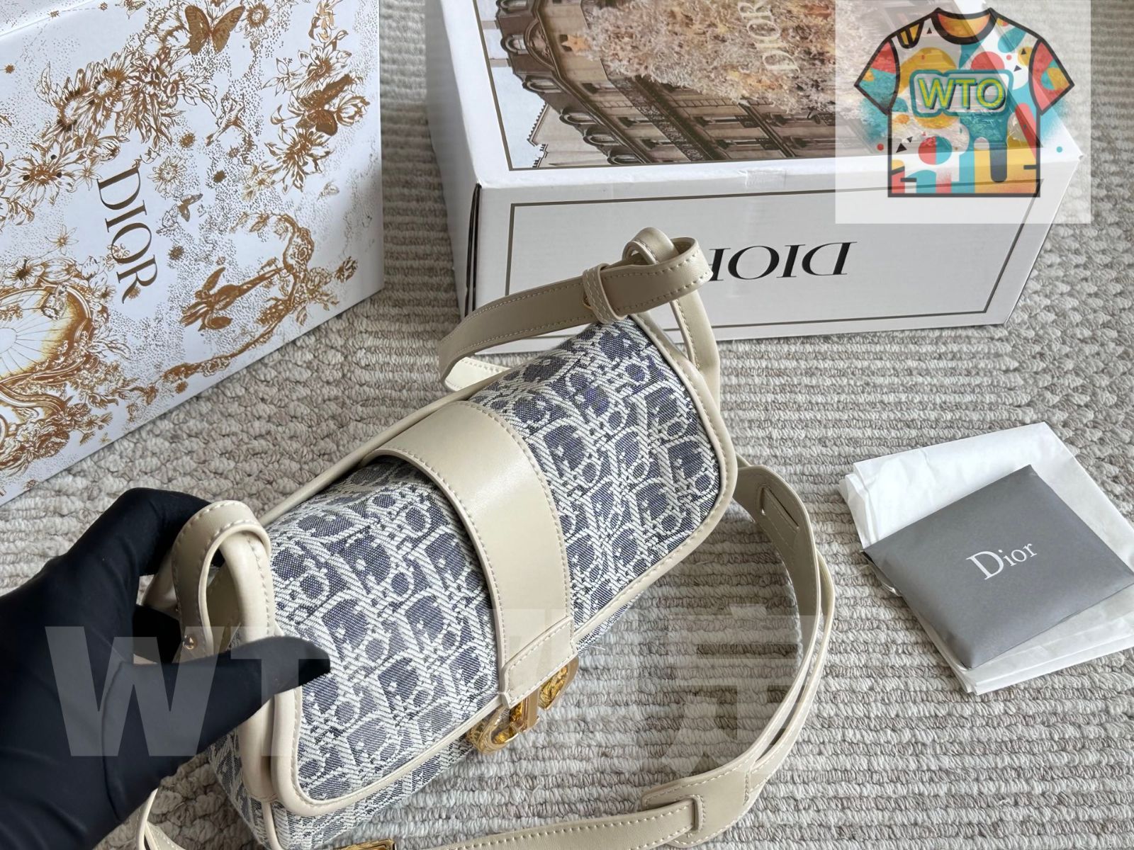 今日 Dior ディオール メッセンジャーバッグ シリーズ 軽量で使いやすい