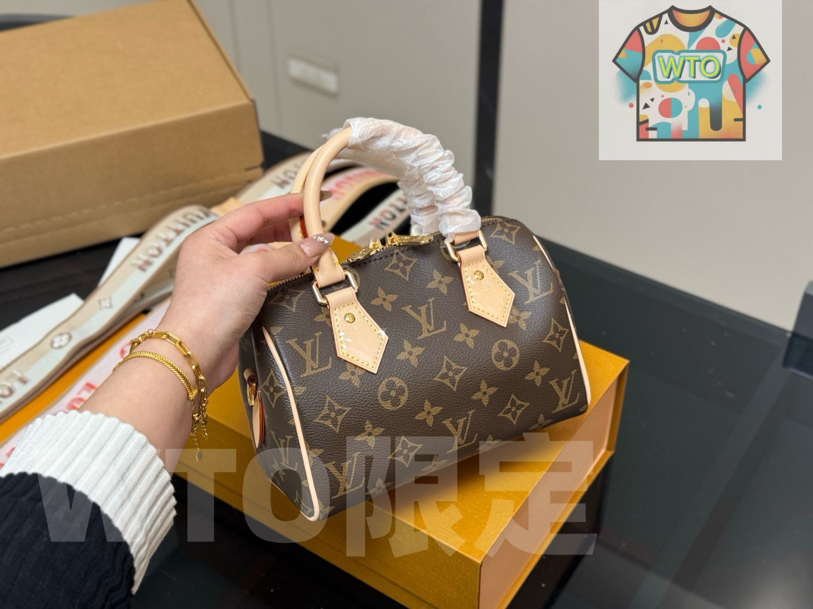 今日 Louis Vuitton ルイ ヴィトン スピーディシリーズ 丸みを帯びたボディデザイン