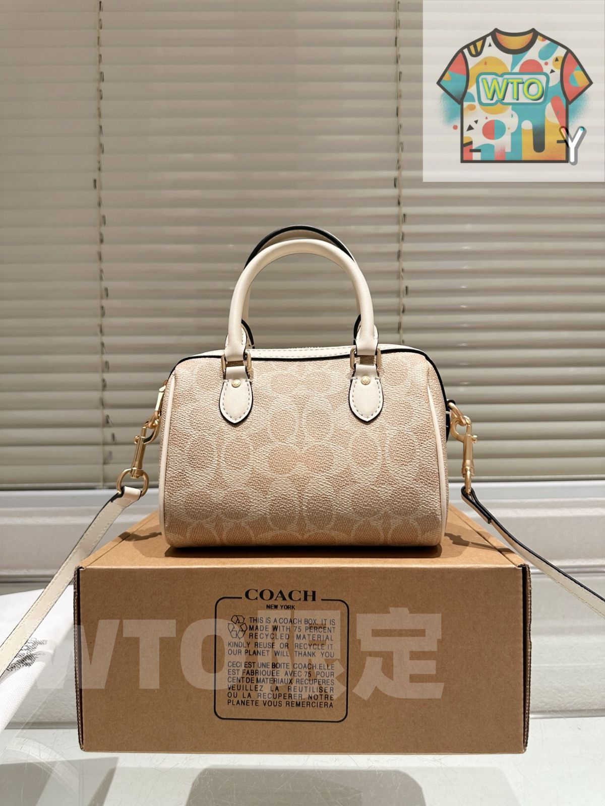 今日 Coach コーチ ミニローワンシリーズ 素材採用