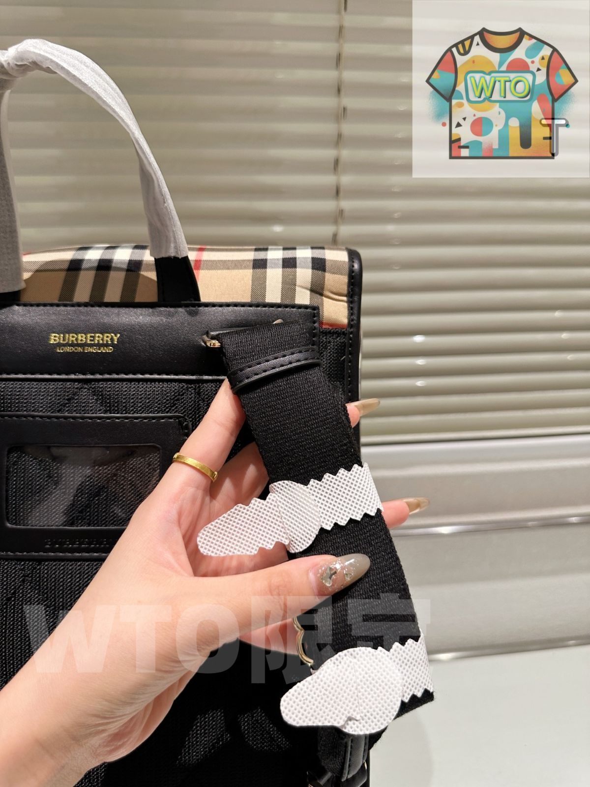 Burberry バーバリー