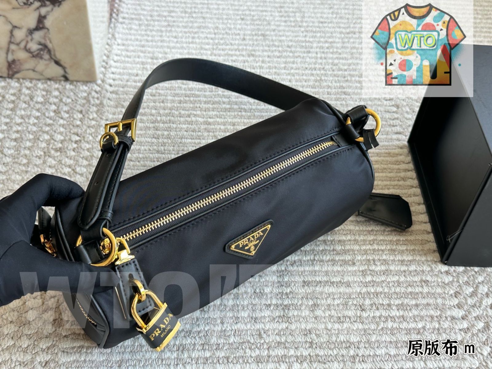 今日 Prada プラダ ロック付きショルダーバッグシリーズ 再生ナイロン素材にエレガントなロック飾り