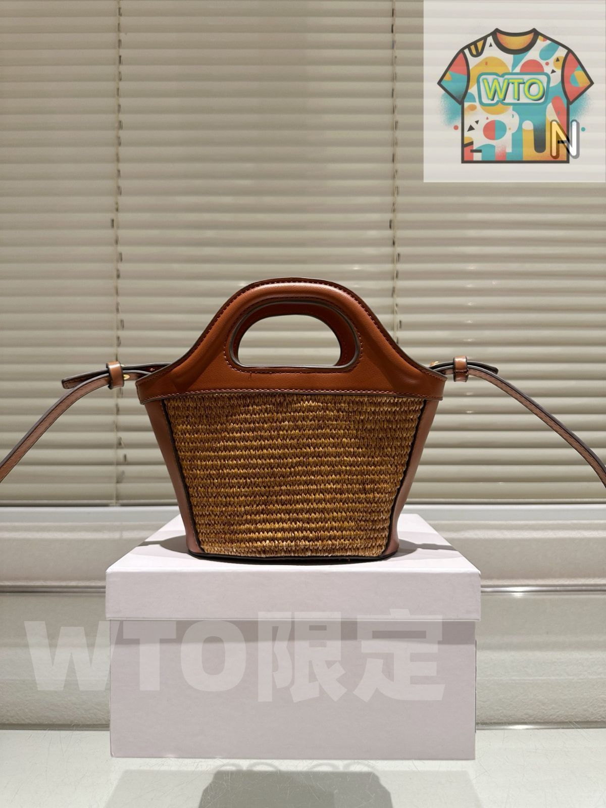 今日 Marni マルニ 編み物バッグシリーズ ロングストラップ付きデザイン