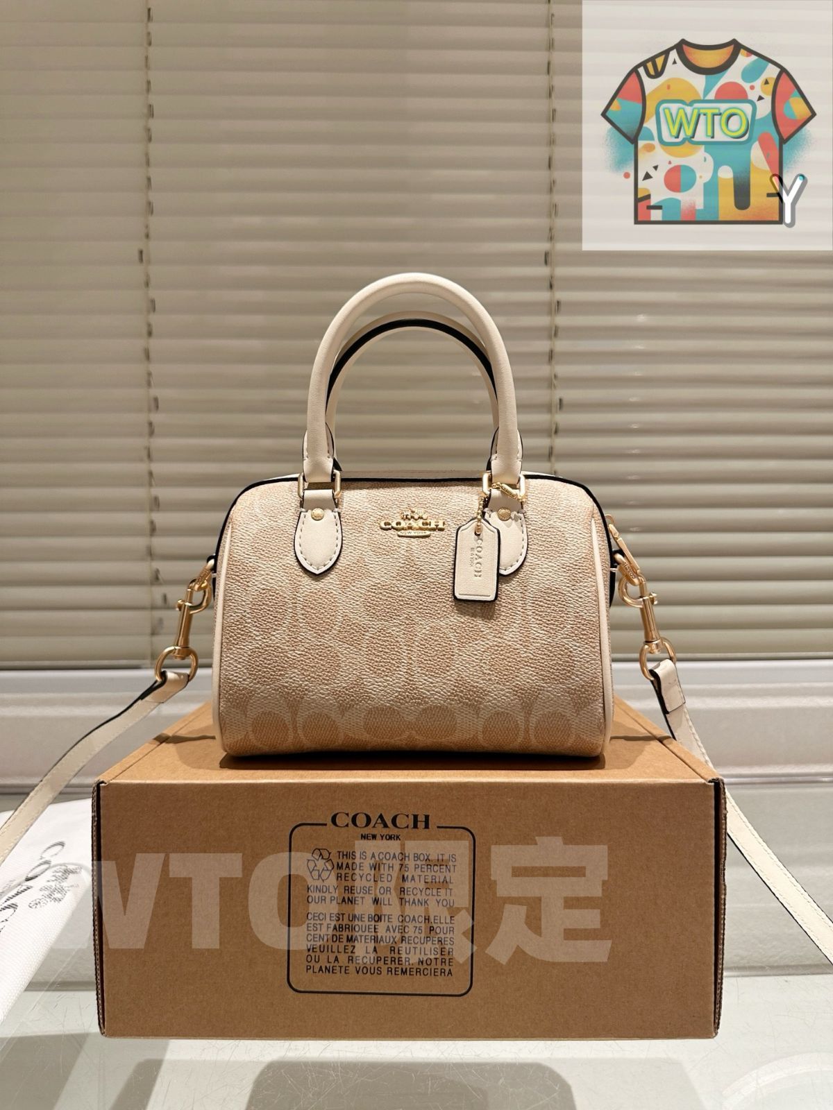 今日 Coach コーチ ミニローワンシリーズ 素材採用