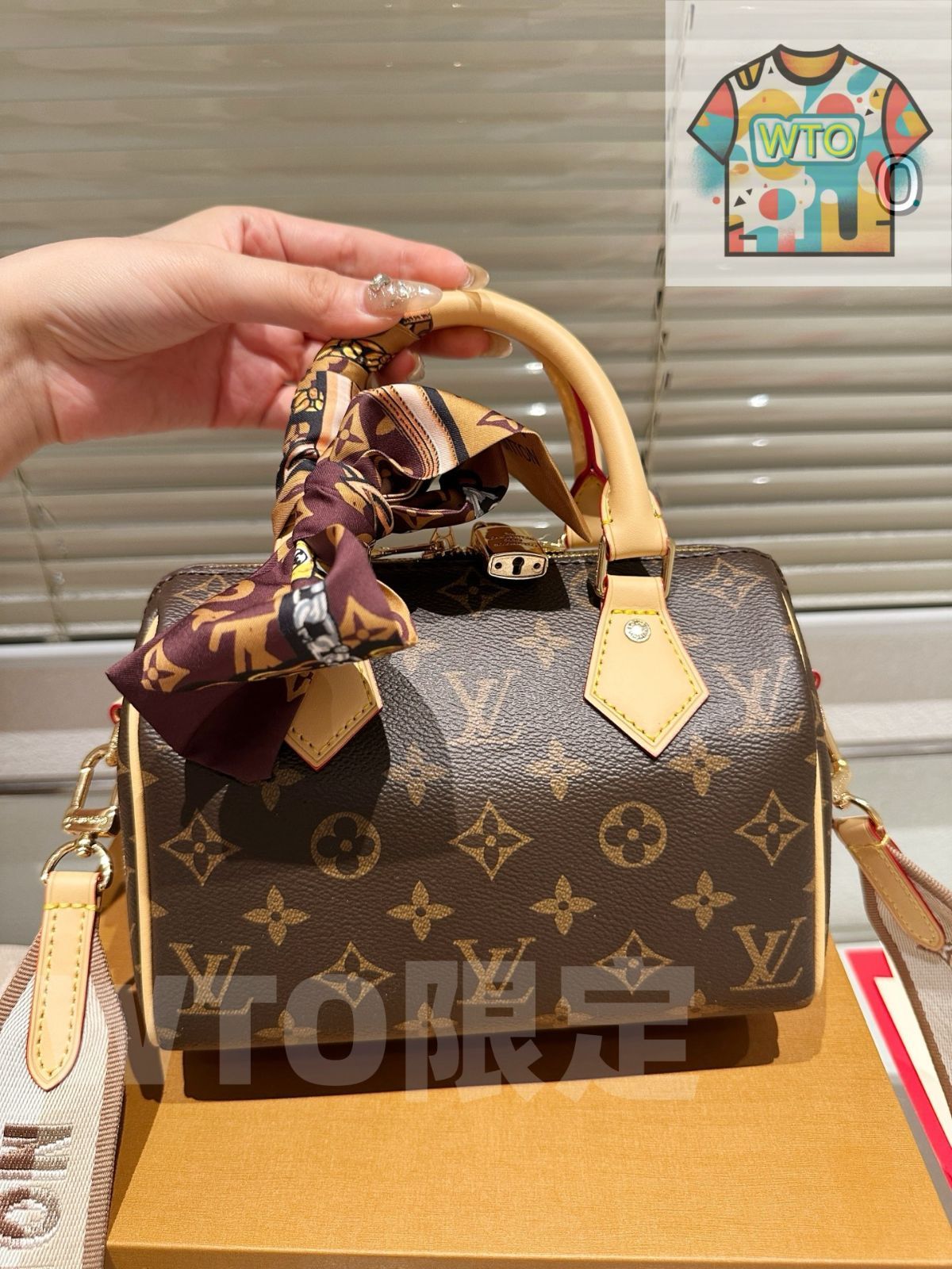 今日 Louis Vuitton ルイ ヴィトン ナノスピーディシリーズ ダブルチェーン付きデザイン