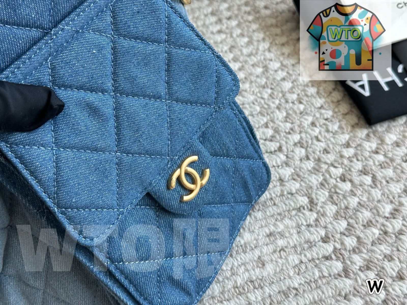 今日 Chanel シャネル 25sホボシリーズ 柔らかいデニム素材を使用した耐磨耗性の高いデザイン ギフトボックス付き