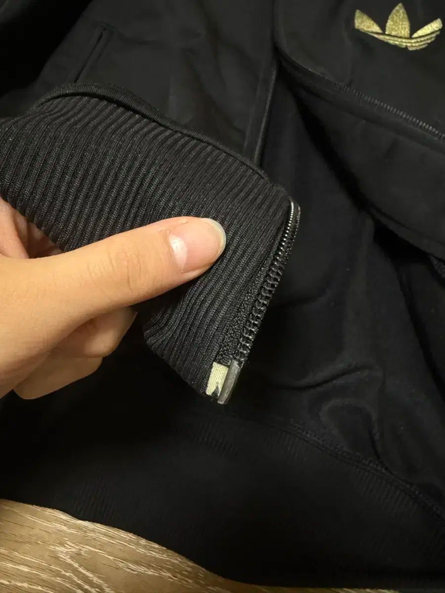 アディダス ファイヤーバード ジャージ 100 黒金