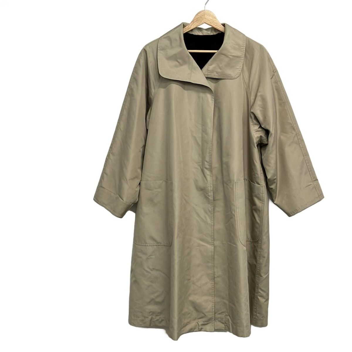 YOSHIE INABA ヨシエイナバ コート サイズ7 S レディース - ベージュ 長袖 ファー 冬