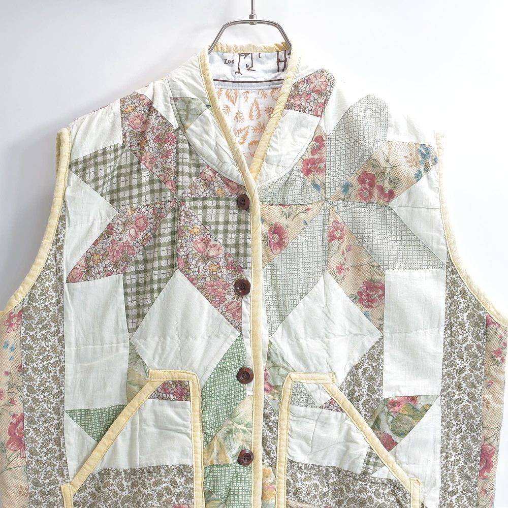 Vintage ハンドメイド花柄 幾何学模様パッチワークリバーシブルキルトベスト Vintage ハンドメイド花柄 幾何学模様パッチワークリバーシブルキルト