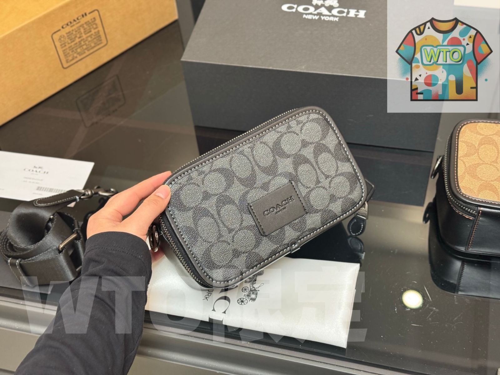 今日 Coach コーチ ベッククロスボディ シリーズ 中幅織物ストラップで快適性に優れたデザイン-WTO輸入2