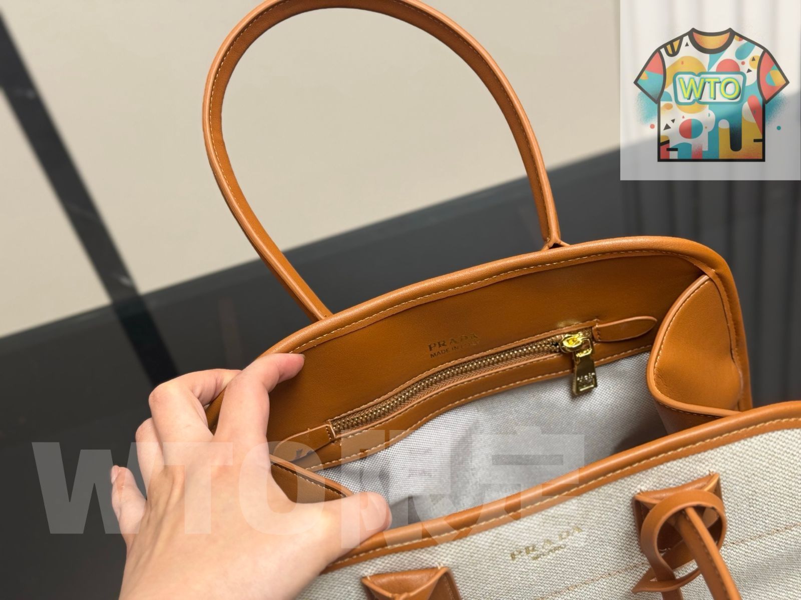  今日 Prada プラダ ホーボートートバッグ シリーズ 感溢れる日常通勤に最適なデザイン-WTO輸入2 ハンドバッグ バッグ