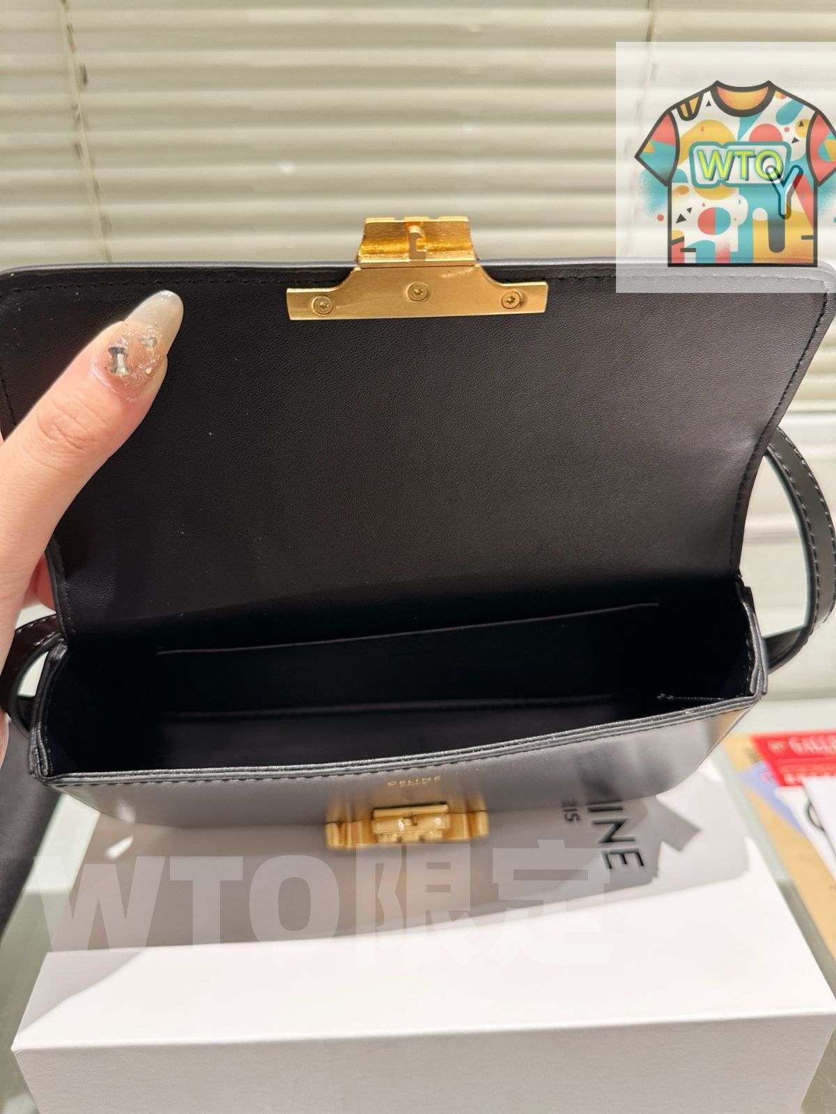 レトロ感あふれる長方形廓形デザイン-WTO輸入2