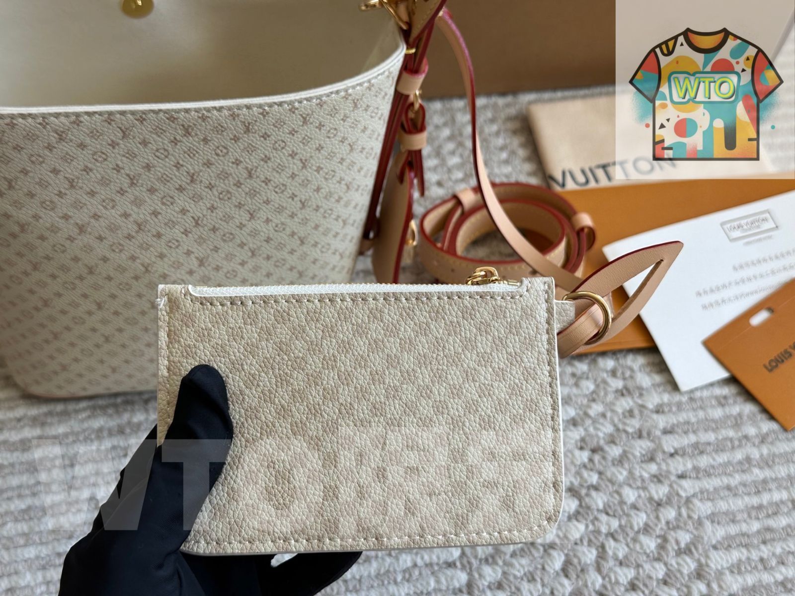 今日 Louis Vuitton ルイ ヴィトン オールインBBシリーズ 付属の尖形花小 が特徴-WTO輸入2