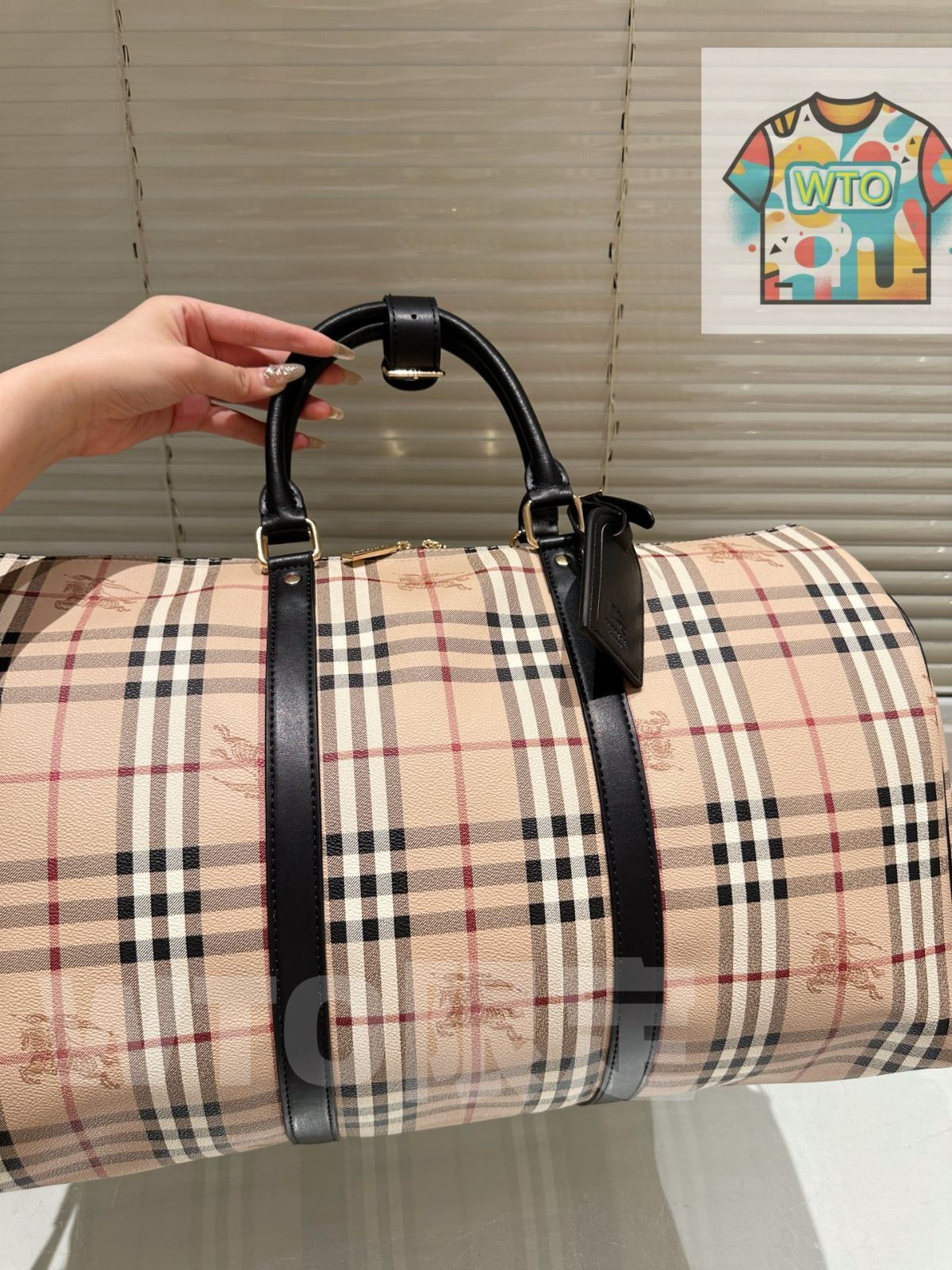 今日 Burberry バーバリー ヴォヤージュトリオンフェシリーズ 大容量で収納しやすい老花格紋デザイン-WTO輸入2