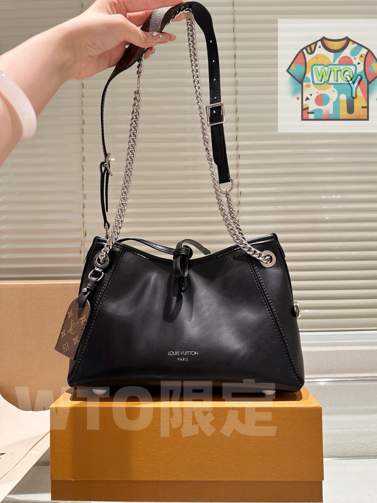 今日 Louis Vuitton ルイ ヴィトン キャリーオールシリーズ チェーンとレザーがミックスされた肩紐デザイン WTO輸入2