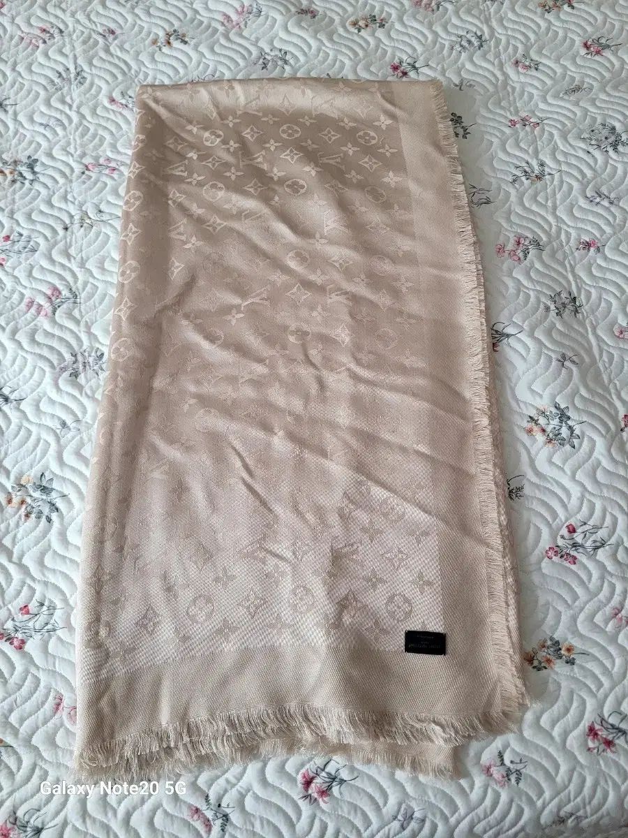 ルイヴィトン モノグラム マフラー