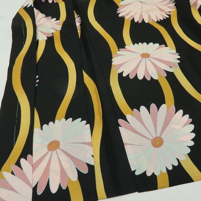 六花-RIKKA- 洗える着物 羽織紐付 ロング丈 羽織 菊 着物 A 1621