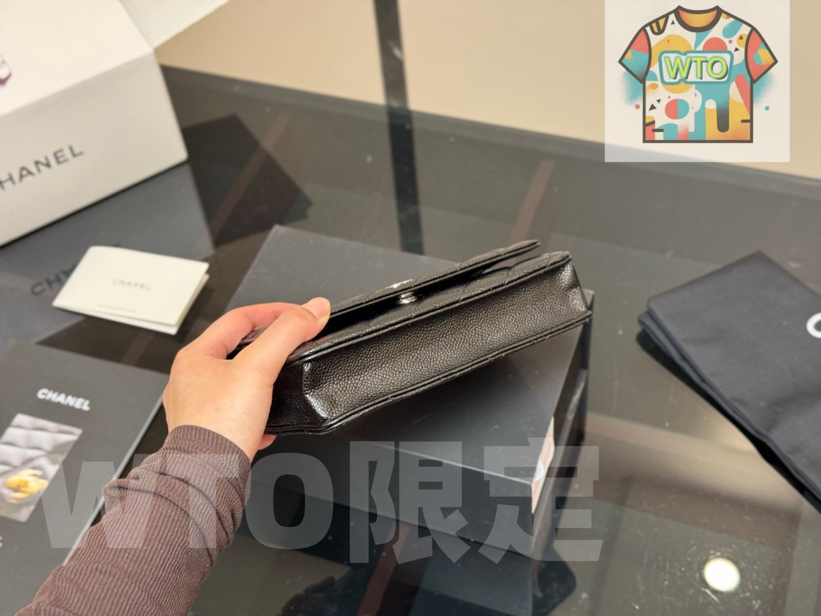 CHANEL WOC