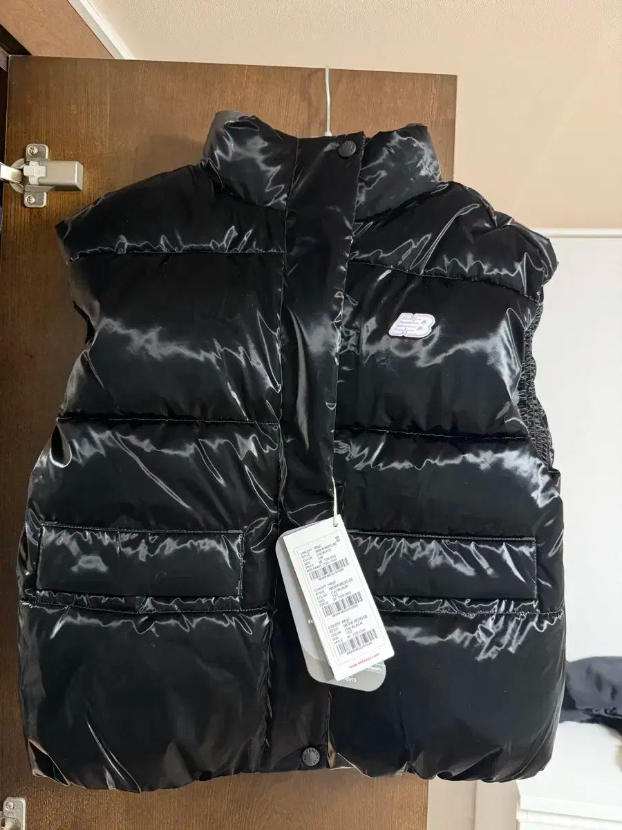 ニュー ンス キッズ クロップド ダウン ベスト 150 サイズ