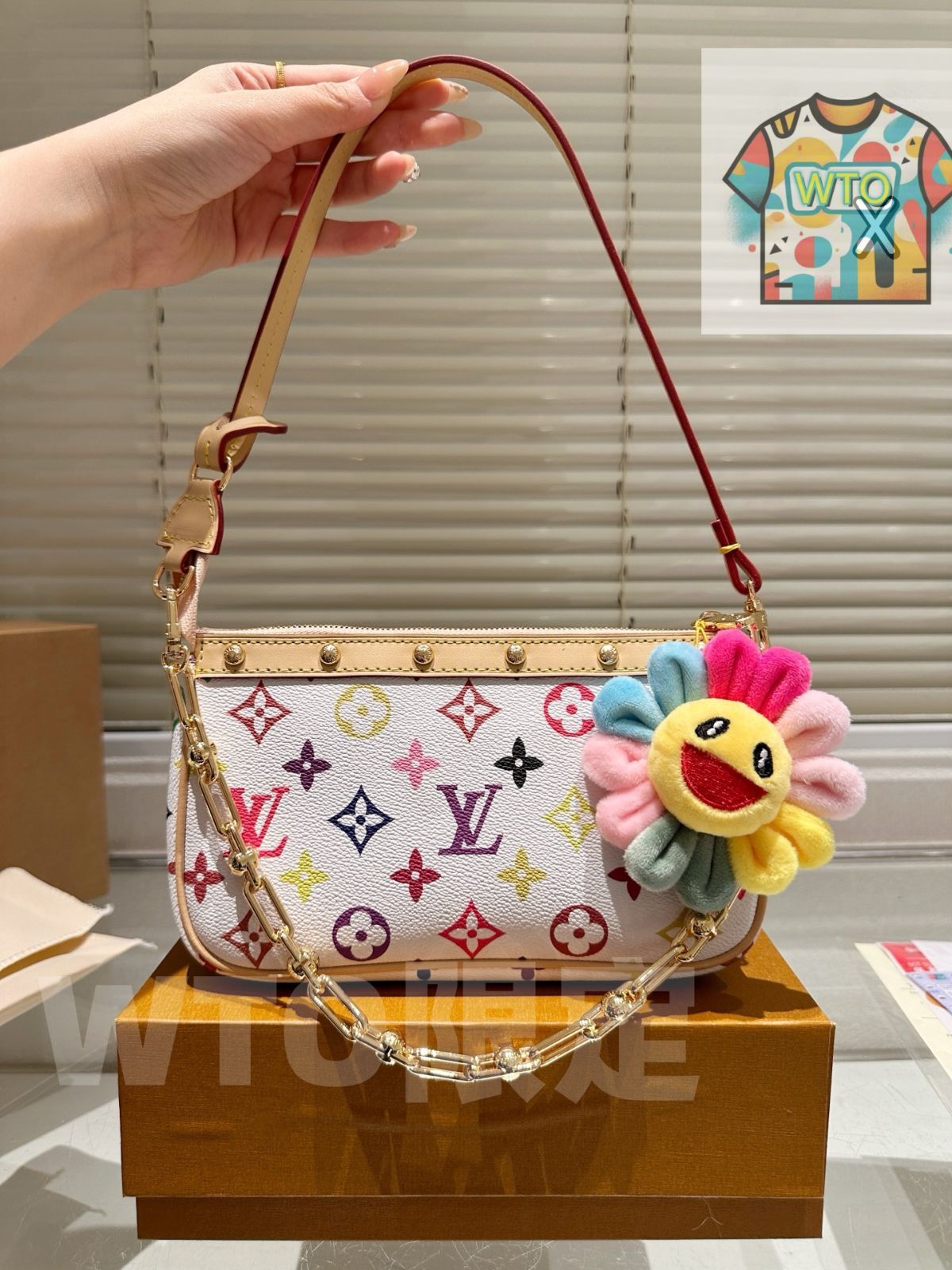 WTO通販 LV x Takashi Murakami Pillow Bag ルイ ヴィトン 村上隆 ピロー バッグ-XIR40-WTO輸入-VJT08