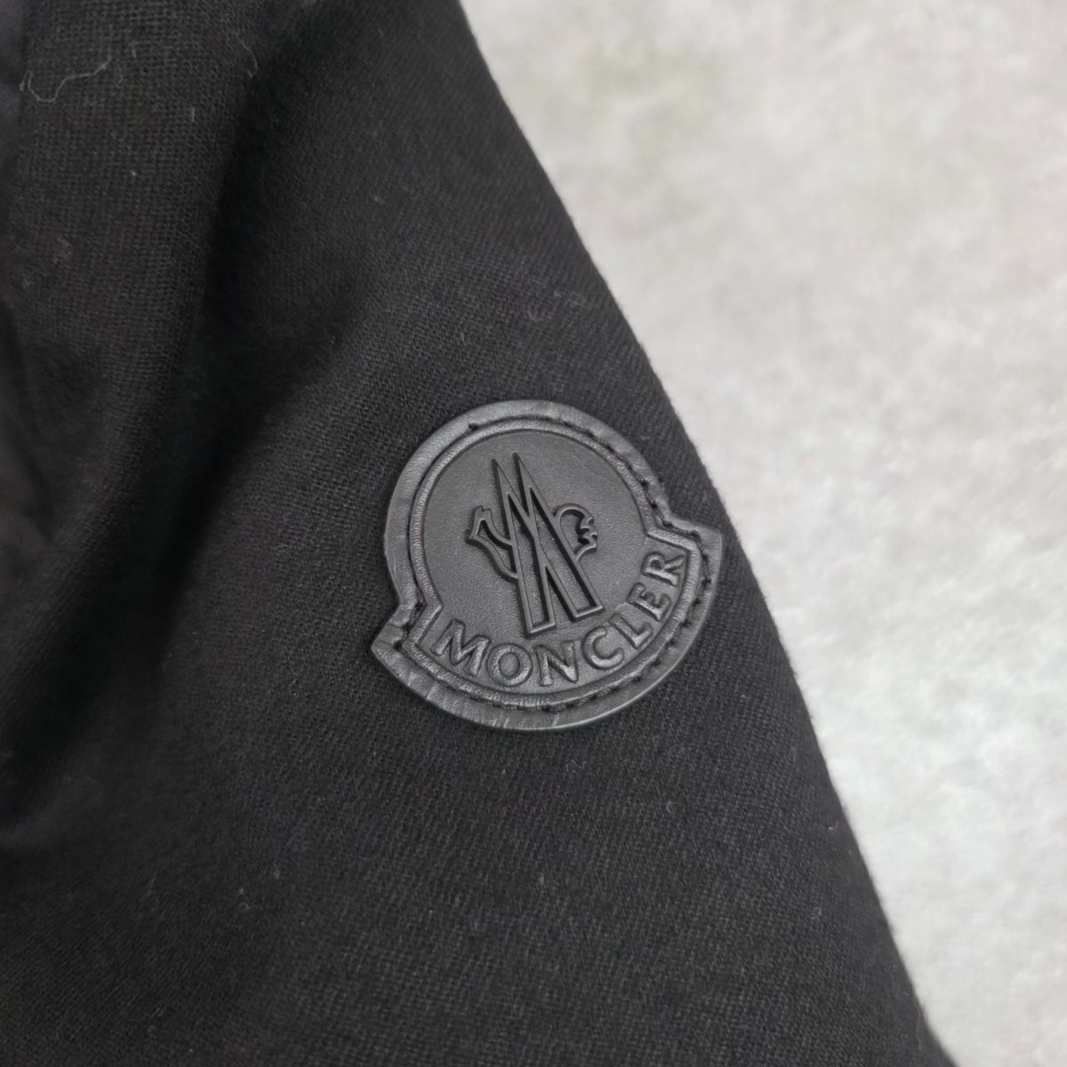 MONCLER モンクレール RYAN ライアン ナイロン×ウール 切り替え 牛革