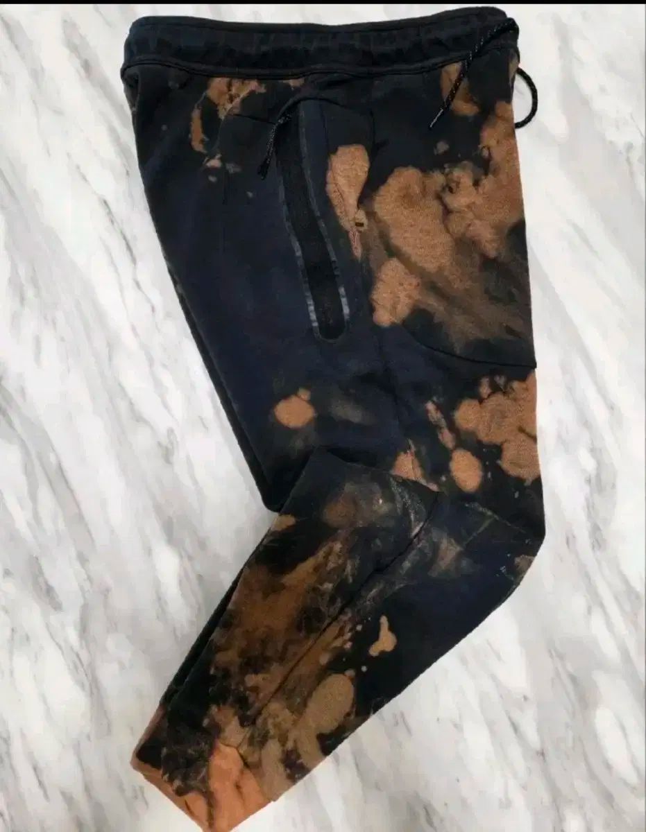 ナイキ テックパック タイダイ スウェット ジョガーパンツ 最 品