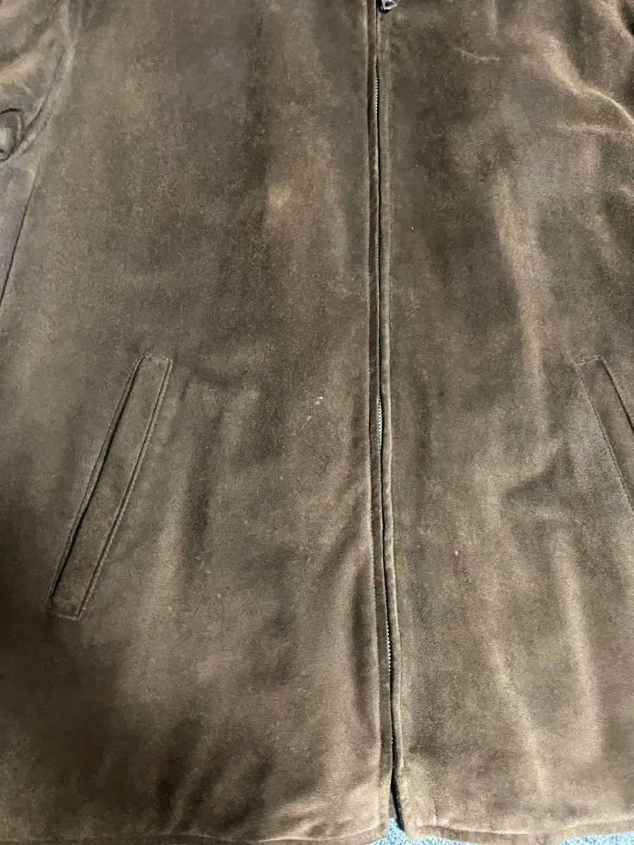 スウェード アジャスト