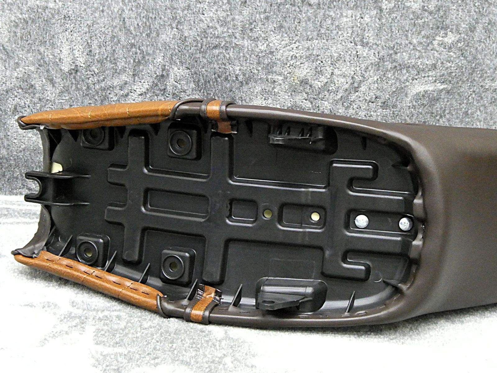 エイプ 40茶ツートン 三段シート/補強入 あんこ抜きFI 50 100 APE