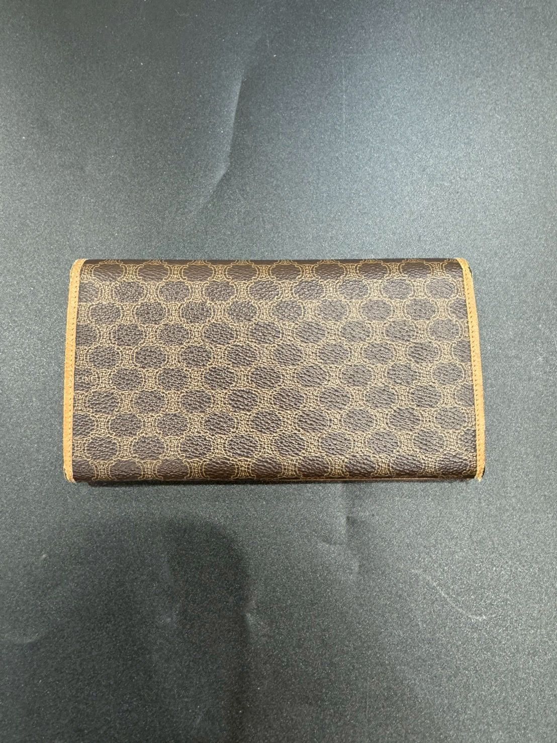 セリーヌ マカダム 長財布 がま口