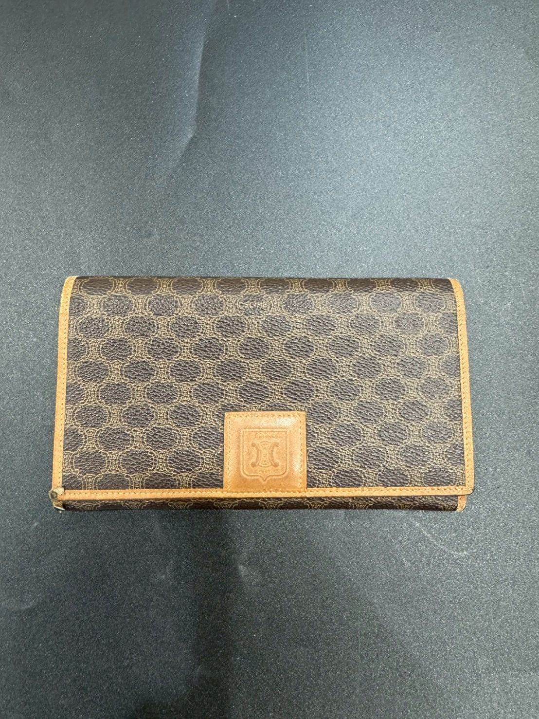 セリーヌ マカダム 長財布 がま口 B25101526