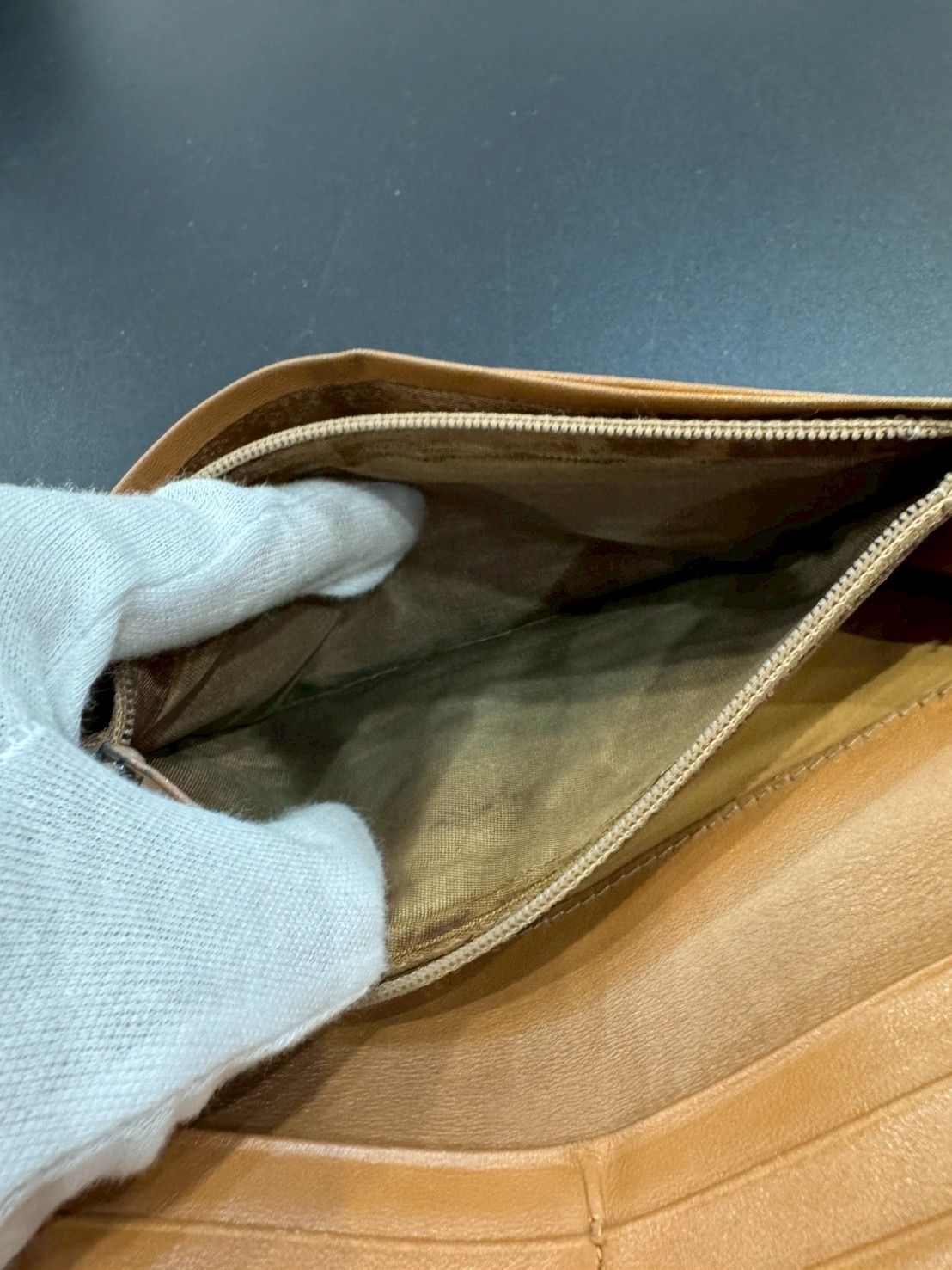 マカダム 長財布