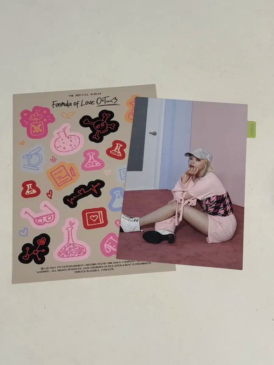 非官品 TWICE トゥワイス メンバー全員 サイン入り アルバム