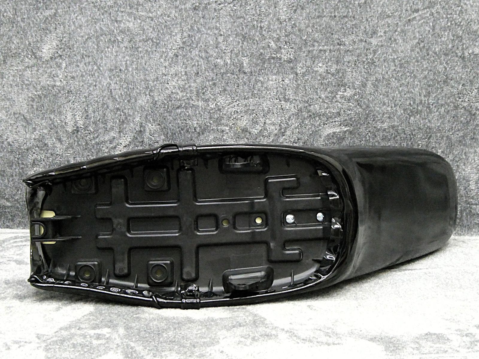 エイプ 40黒エナ 三段シート/補強入 あんこ抜きFI 50ブラック100 APE