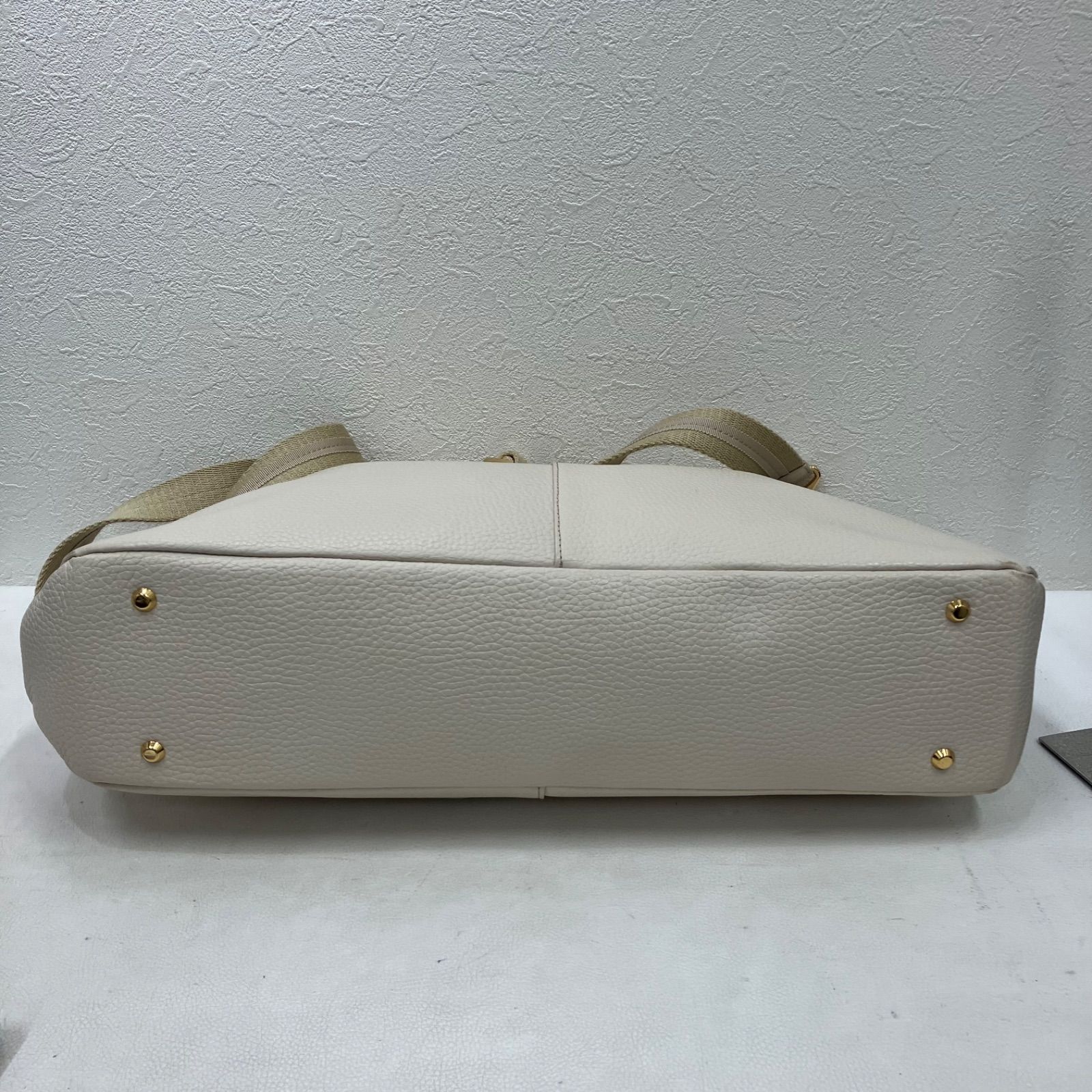 ショルダーバッグ エルヴィ