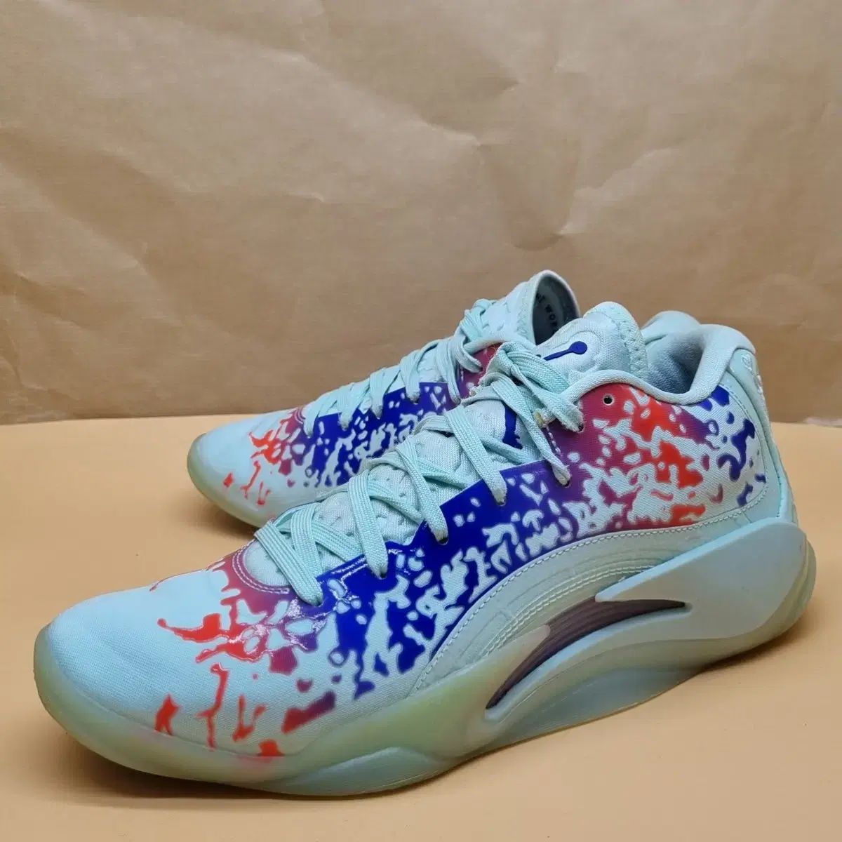 ナイキ ジョーダンザイオン3 バスケシューズ 255