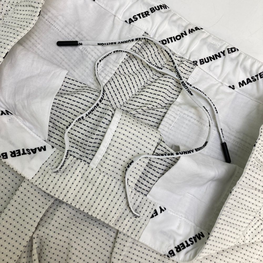 サイズ 7 MASTER BUNNY EDITION マスターバニーエディション モデル ハーフパンツ 総柄 ホワイト系 240101556374 ゴルフウェア メンズ ストスト WWW_SMP1DAWEKUDUS_SCH_ID