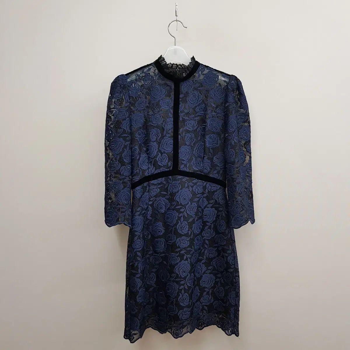 サンドロ ローズ パータン レース ONE PIECE