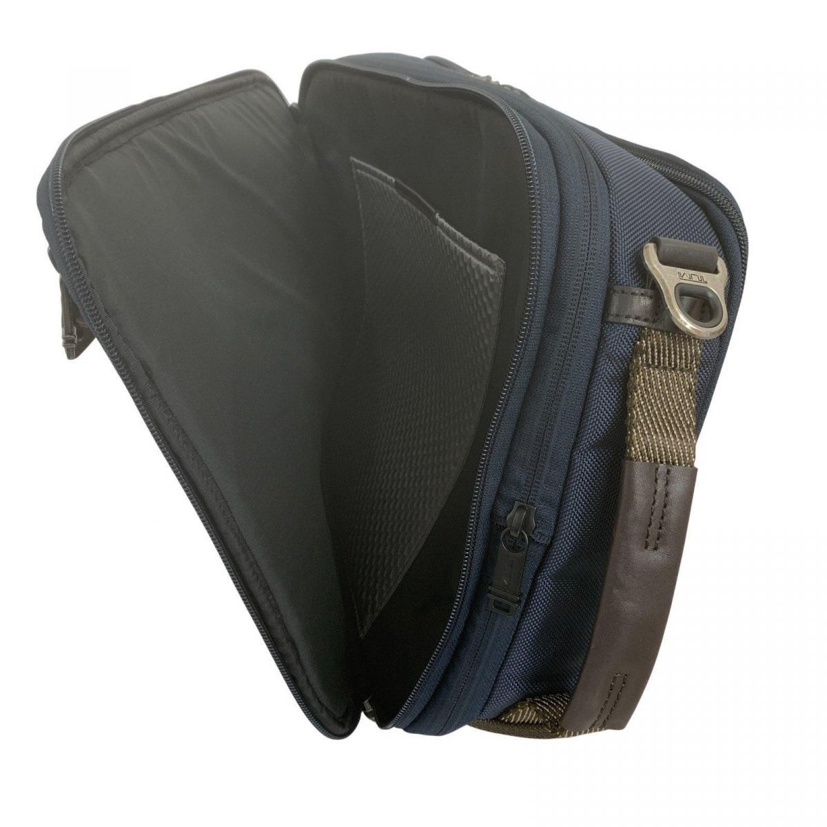 アルファ ブラボー