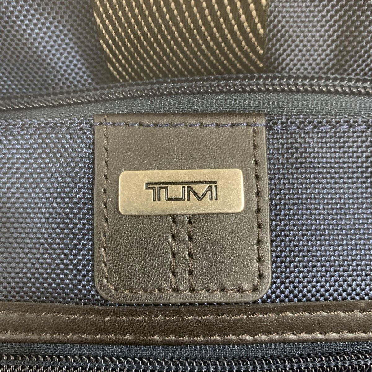 2223398NVYO BKK832322大