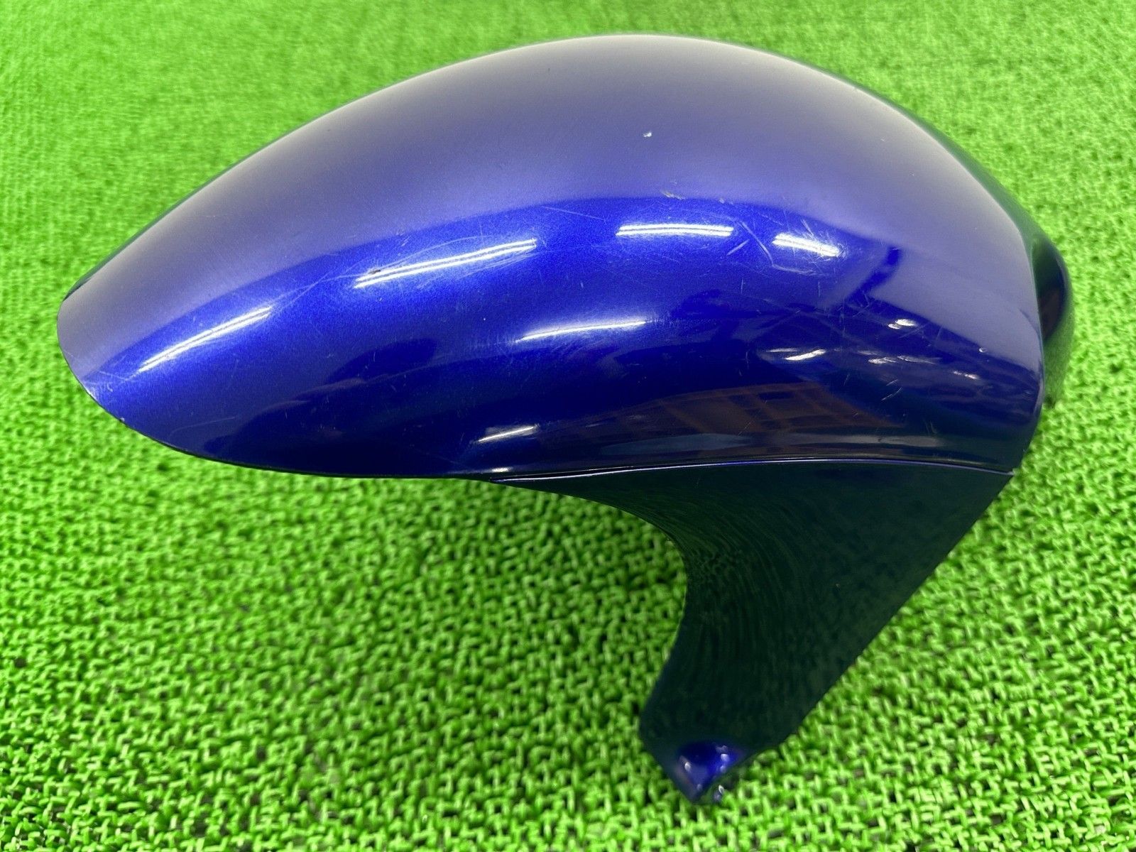 RGV 250ガンマ フロントフェンダー 青M 22 D 0 スズキ バイク 部品 VJ A カスタム素材に コケキズ無し 品薄 品 Vk