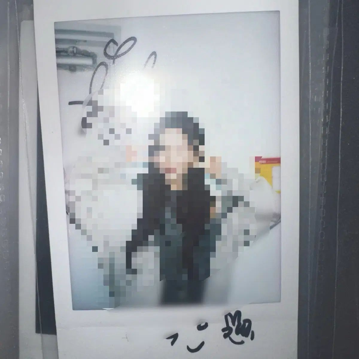 VIVIZ ビビジ オムジ UMJI サイン入りチェキ サイン入りポラロイド