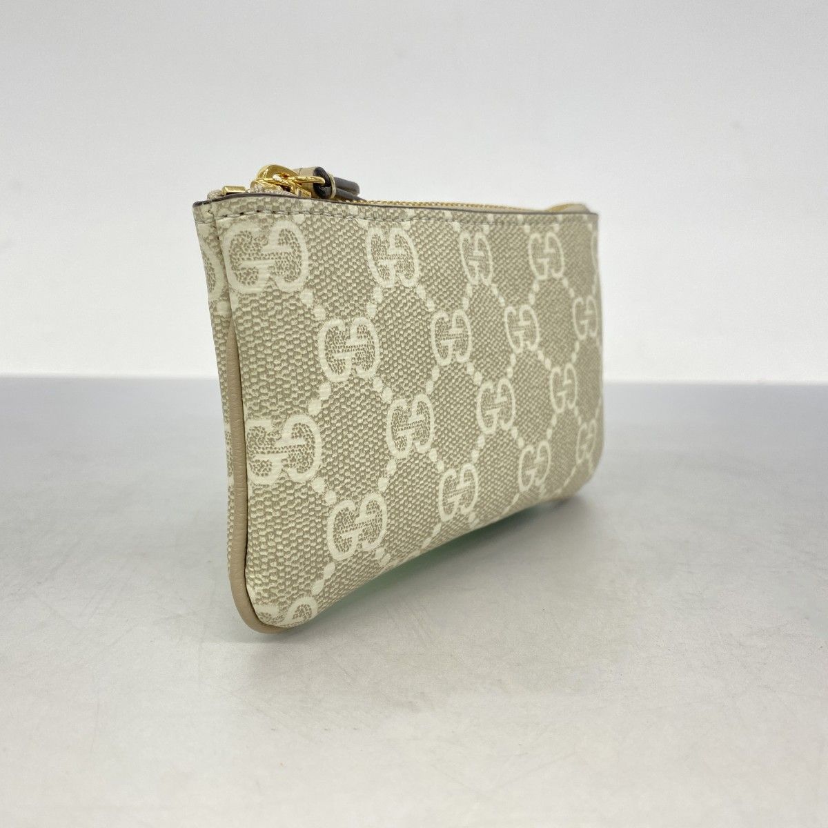 5 oc 1749 グッチ コインケース GGスプリーム 772321 PVC アイボリー ゴールド金具 メンズ レディース ユニセックス